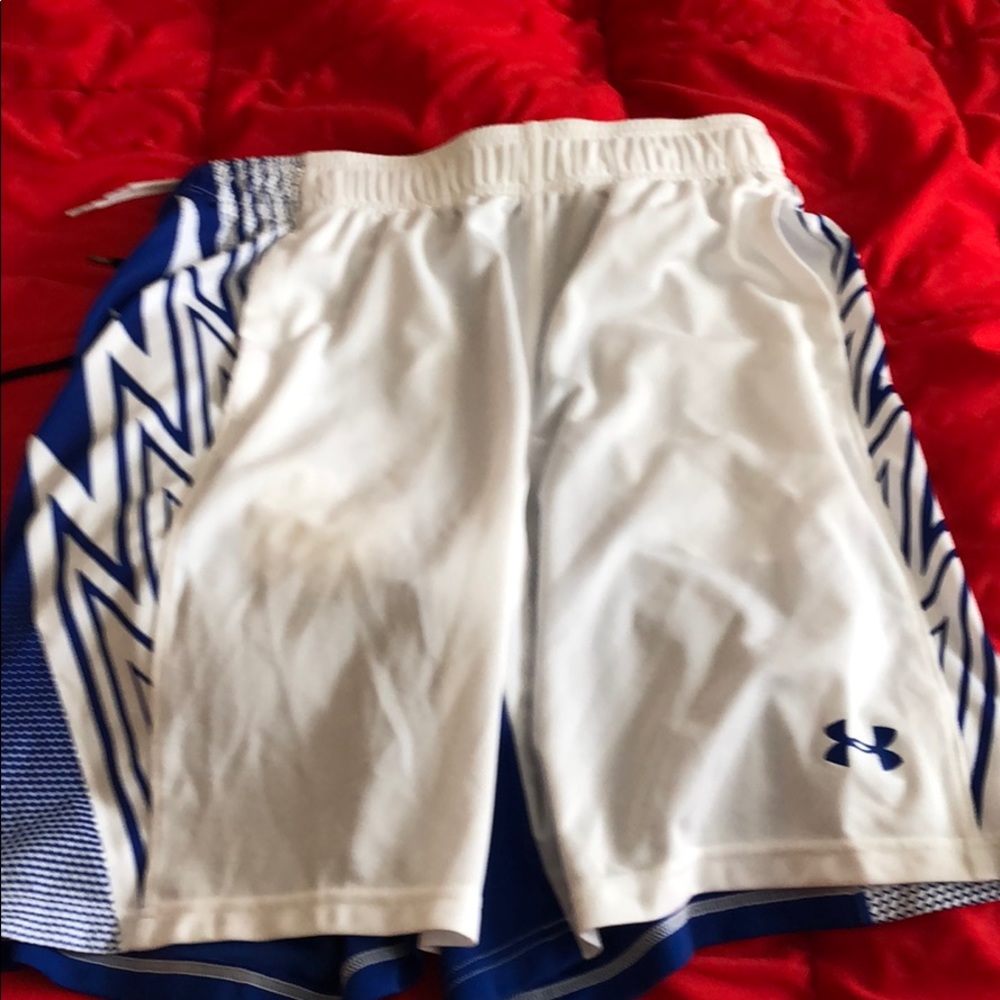 Athletic shorts